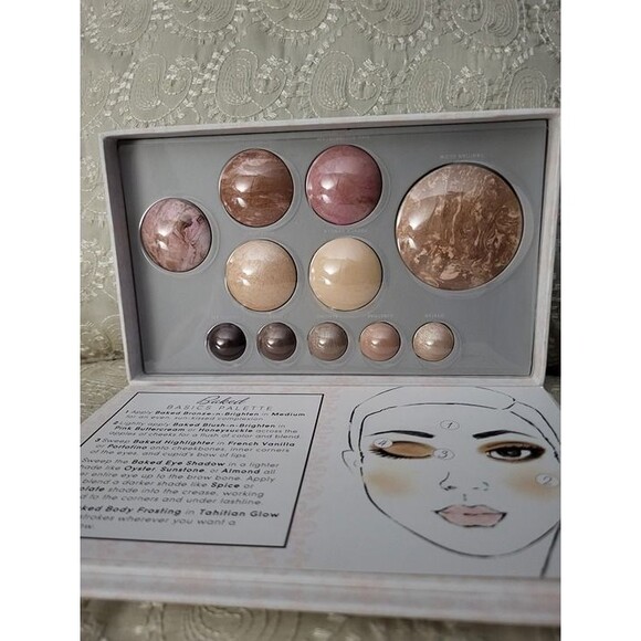 Palette full face basic baked amazing kit everything in one place!